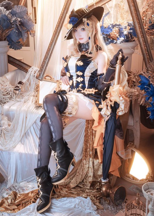 COSPLAY 原神 老板娜维娅很高兴认识你！@面饼丫面饼