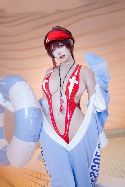 miko酱ww NIKKE 玛律恰娜